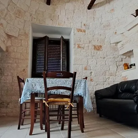 منزل ريفي Trullo Beatrice 7 تْشيستيرنِنو