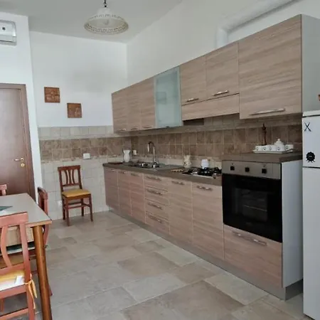 منزل ريفي Trullo Beatrice 7 *